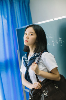 《朋友夫妇:交换》3免费观看