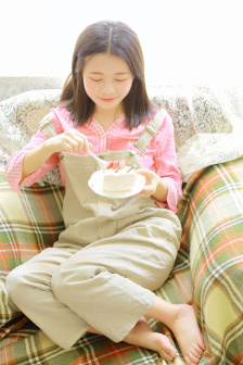 年轻的嫂子在